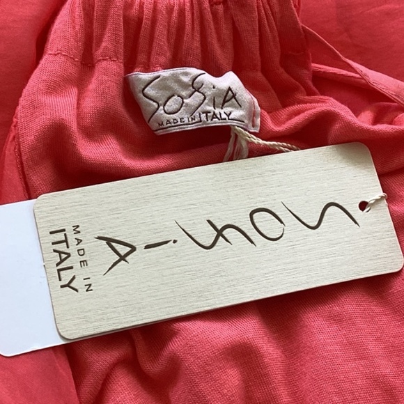 💋NWT Sofia Vergara Italian Made Silk Blend Tank With Extra Top - Picture 8 of 8